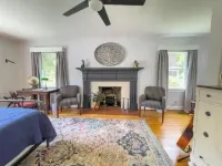 Mary's Place ❤ Bright 3BR with deck/private yard