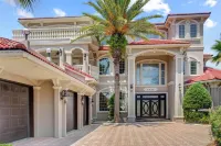 Private heated pool, Luxury Mediterranean Mansion sleeps 16 - 5つ星