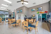 Quality Inn Bradenton North I-75 - Frühstück