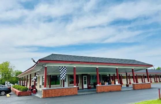 卡特琳娜機場汽車旅館