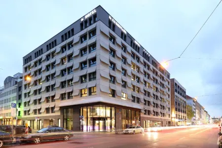 Eurostars Book Hotel Отели рядом с достопримечательностью «Карлсплац»