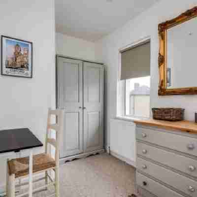 Charming Award Winning 3Br Home Rooms