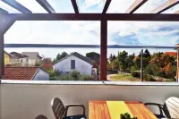 Apartment in Maslenica with Sea View - Hot Springs