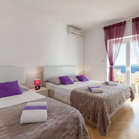 Apartments Nena (ST) - One Bedroom Apartment with Balcony and Sea View (A1)