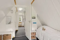 De Steenhoeve - 6 pers. vacation home at fishpond on vacation park 't Hooge Holt โรงแรมใน