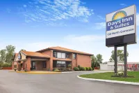 Days Inn by Wyndham Utica - Wifi