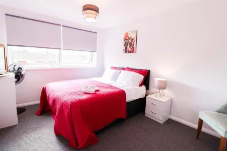 Polperro House - Contractor Ready Отели рядом с достопримечательностью «Crystal Palace Museum»