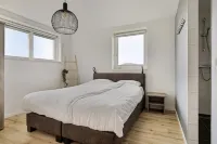 Vacation Home Zeeland by Oosterschelde Park Các khách sạn ở Scherpenisse