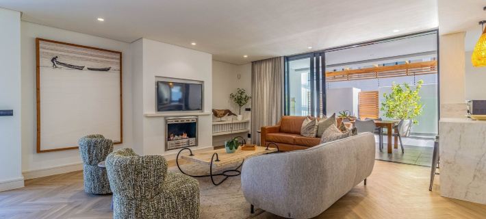 74 on Marine Hotels in Hermanus