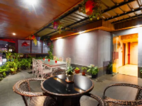 Sumitel Queens Yard Hotels in Darjeeling