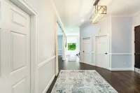 6 Br Mansion , Celebration Welcomes