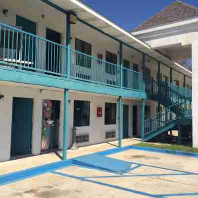 Econo Lodge Biloxi Beach Hotel Exterior
