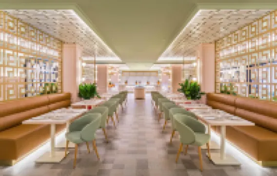 拉努西亞巴塞羅棕櫚酒店