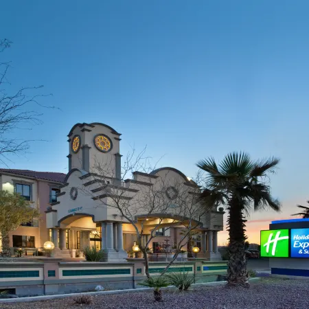 Holiday Inn Express & Suites TUCSON MALL by IHG