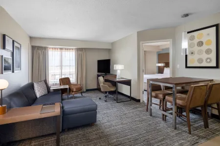 Residence Inn Bloomington Отели в г. Блумингтон