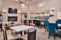 Homewood Suites by Hilton - des Moines Airport - Desayuno