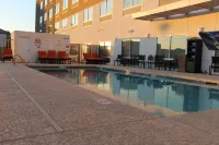 Holiday Inn Express & Suites PHOENIX - AIRPORT NORTH by IHG - Swimmingpools