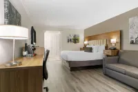 Best Western Plus Westbank Hotels in Harvey