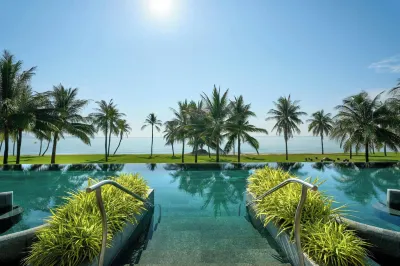 JW Marriott Cam Ranh Bay Resort & Spa Hotels near Đường Hoa Ban - Golden Bay city