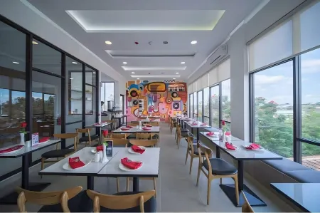 Front One Hotel Tulungagung