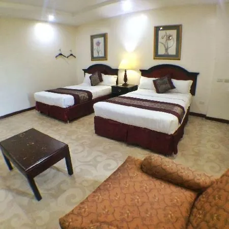 Cindy Kelly Hotel