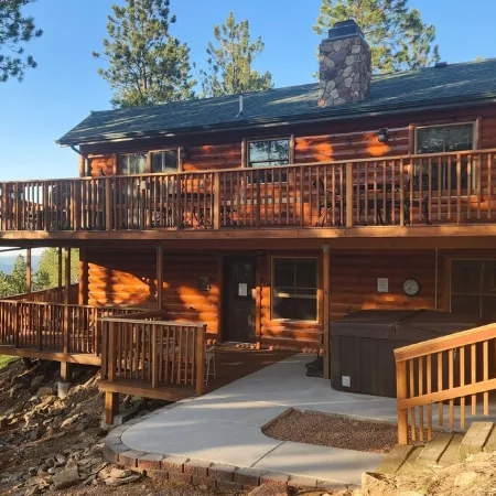 The Reinerheim Cabin Centrally Located and Close to Lake Pactola