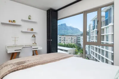 Lovely 2 bed in Claremont Hotels near Arderne Gardens