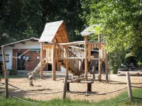 Huttopia Millau Hotels in Millau