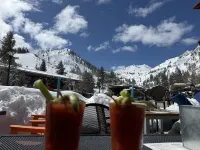 Charming Hot Tub Oasis and Scenic Patio - Enchanting Alpine Retreat