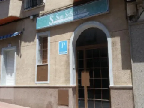 هوتل سان سيباستيان ألمونيكار فنادق في ألمونيكار