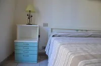 FTA-BEL01apt 6 pax vicino al mare