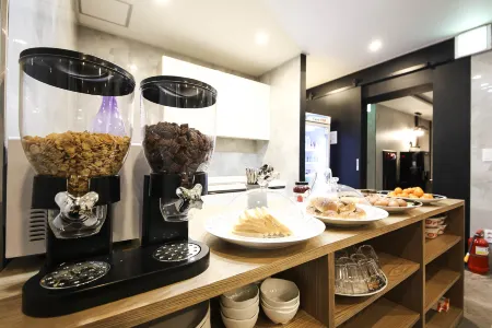 Changwon Myeongseodong Hotel Laon