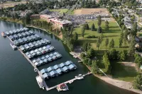 Red Lion Hotel Templin's on the River - parking