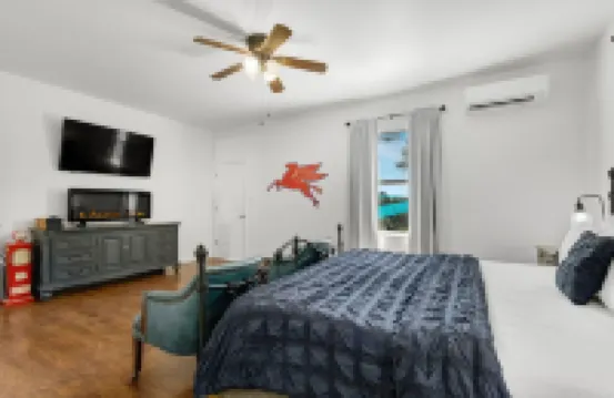 Hill Country Relaxstation Getaway