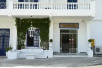 Paradise Art Hotel