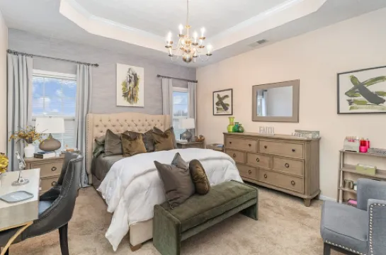 Stylish 2BR Townhome w Garage Patio Perfect for Stays or Assignments