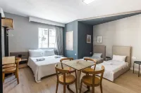 Noima Luxury Suites Hotels in