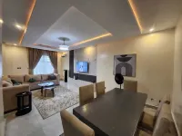 Charming 2- Bedroom Duplex
