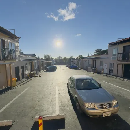 Parklane Motel