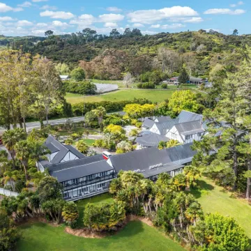 Northridge Golf Resort Hotels near Orewa Beach