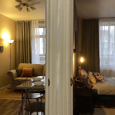 Apartment Atmosphere-Romantic