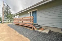 Cozy Cottage on the Coast Near Downtown Westport! - Wifi