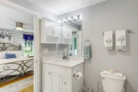 寧靜金斯頓度假屋 - 距海灘3英里！