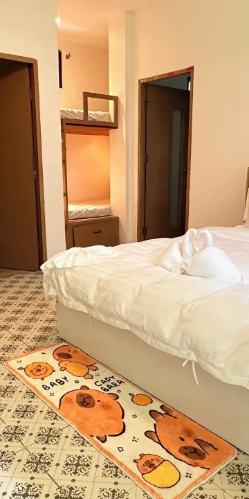 ห้องสแตนดาร์ด 4 ที่นอน