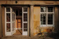The Pheasant Lodge