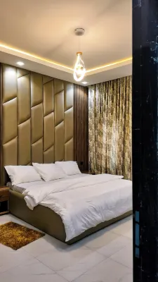 Dwellux Apartments - Apartments