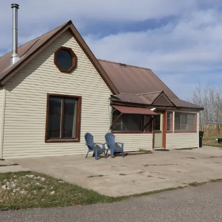 Cozy 3-Bedroom Cabin in Driggs