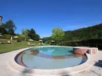 Apartment in Marche with Pool and Privacy - プール