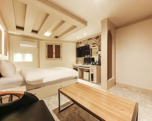 Yeongdeungpo Hotel Geugose Отели рядом с достопримечательностью «Станция метро Singil»
