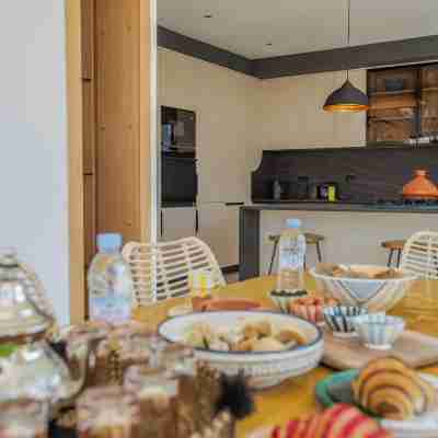 Villa Marleanis Dining/Meeting Rooms